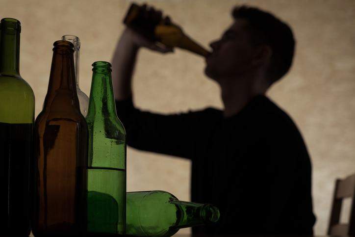 Cara Membantu Rakan Beralkohol