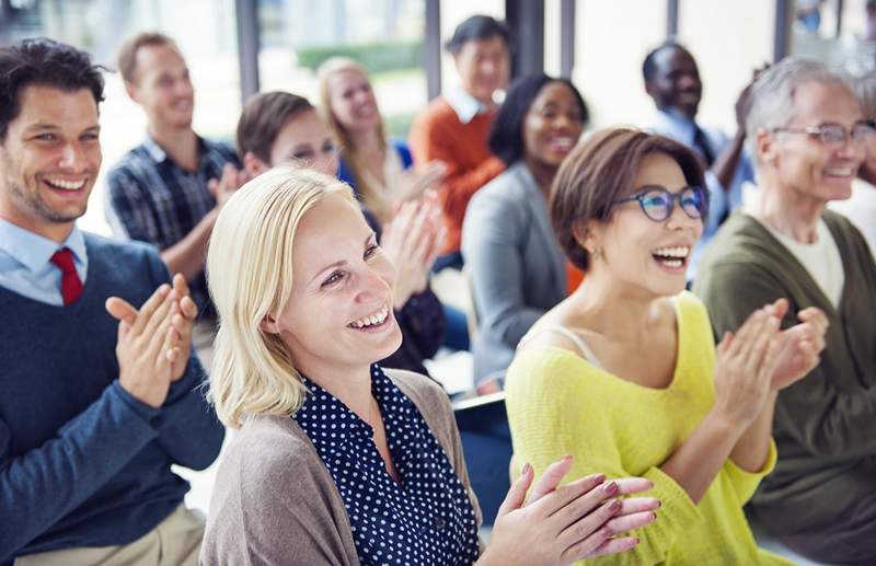 La nécessité de reconnaître en psychologie Définition de Maslow et des exemples